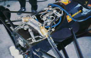 Front to Rear Interlinked Suspension (FRIC)