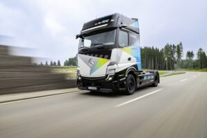 Mercedes-Benz Trucks eActros LongHaul Concept Prototype