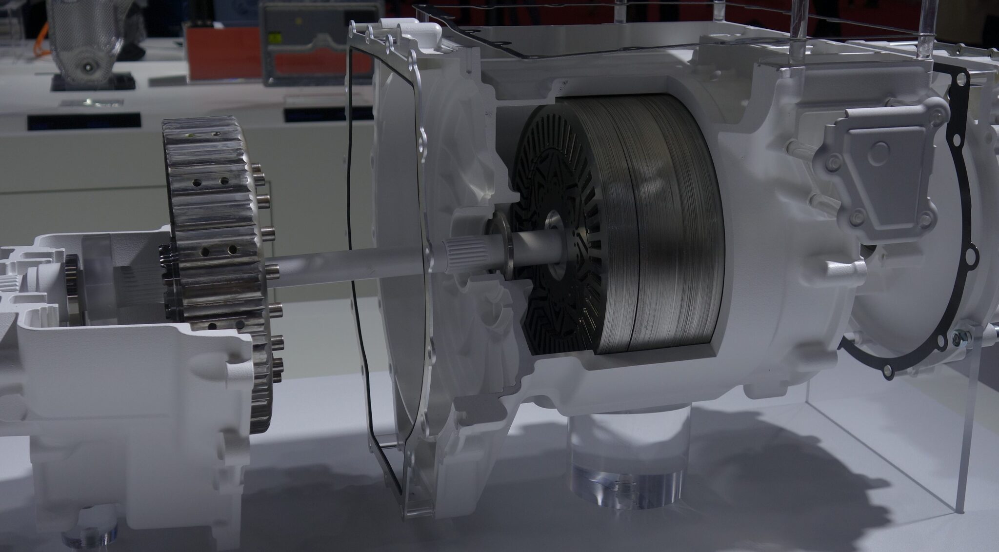 ElringKlinger Components for Use in Electric Drive Units | EHFCV