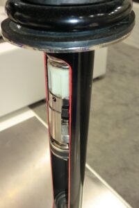 Front-Axle Suspension Strut with B4 DampMatic