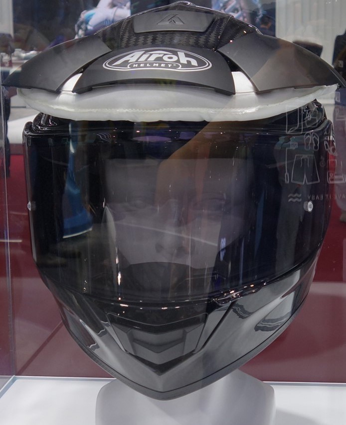 Autoliv Airoh MC helmet airbag