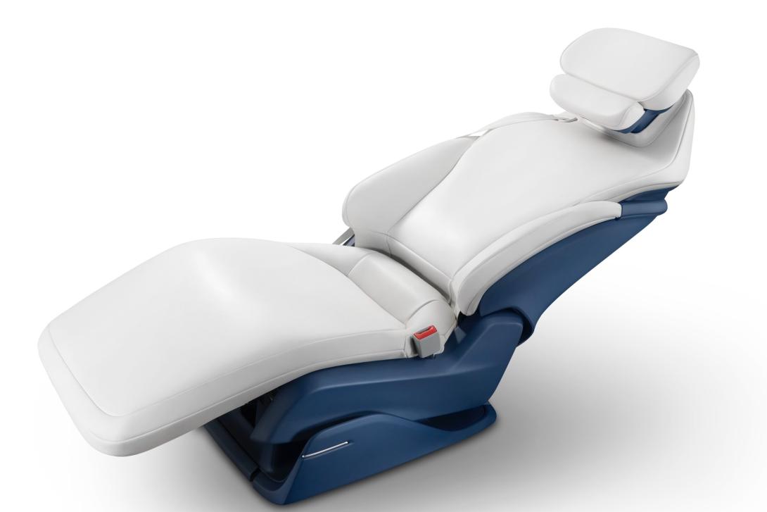 Yanfeng Hover Seat with Seat Sensing Posture ID Technology at CES 2024