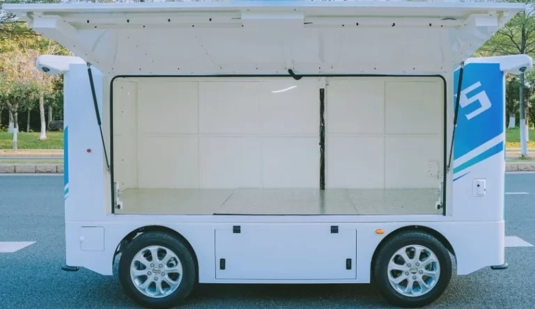 Robovan W5 cargo box