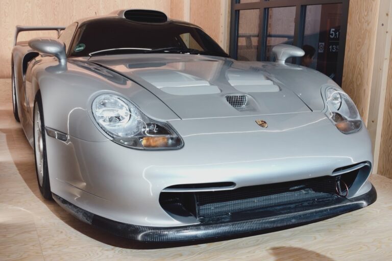 Porsche GT1 Strassenversion 2