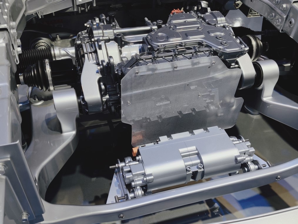 TH chassis active suspension pump