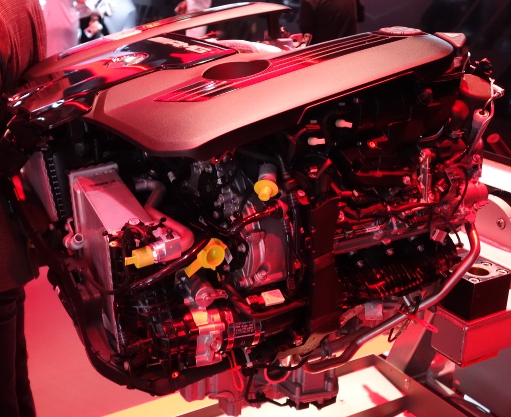 Mercedes AMG GT 63 4MATIC engine 2