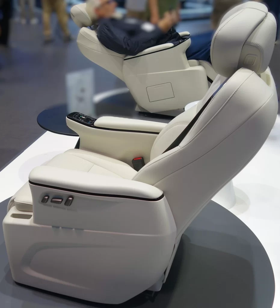 GWM Zero Gravity Seat Super Sofa