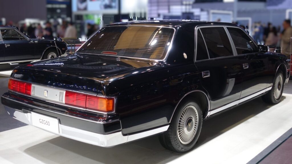 Toyota Century GZG50