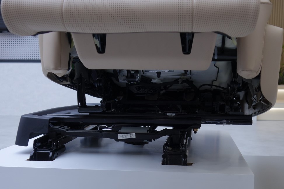 Jetour Shanhai L9 seat slide rails