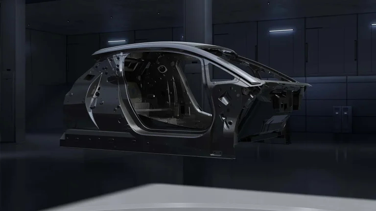 u9x carbon fibre monocoque