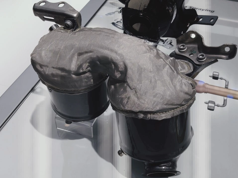 Tenneco flexible heat shield