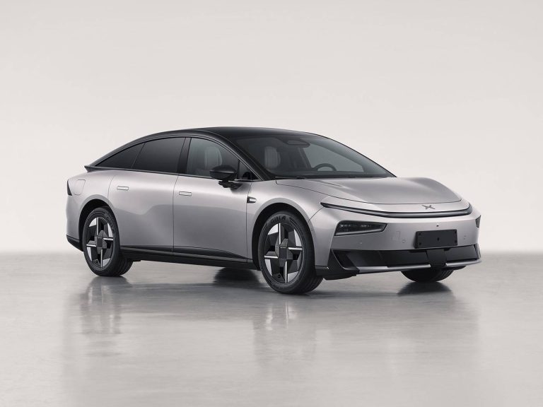 XPENG P7 BEV