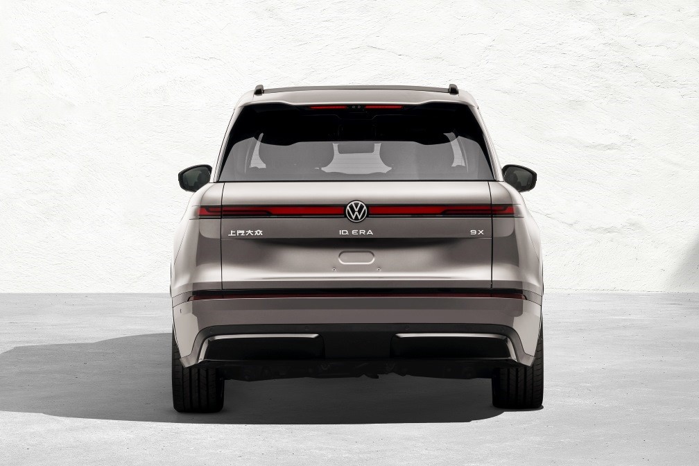SAIC VOLKSWAGEN ID.ERA 9X rear