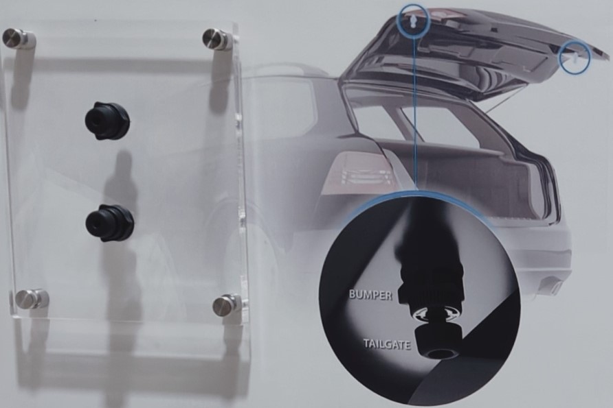 Self Adjustable Closure Bumper