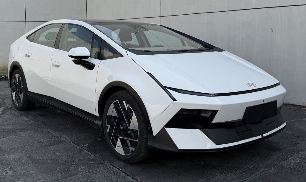 Hyundai Ioniq V