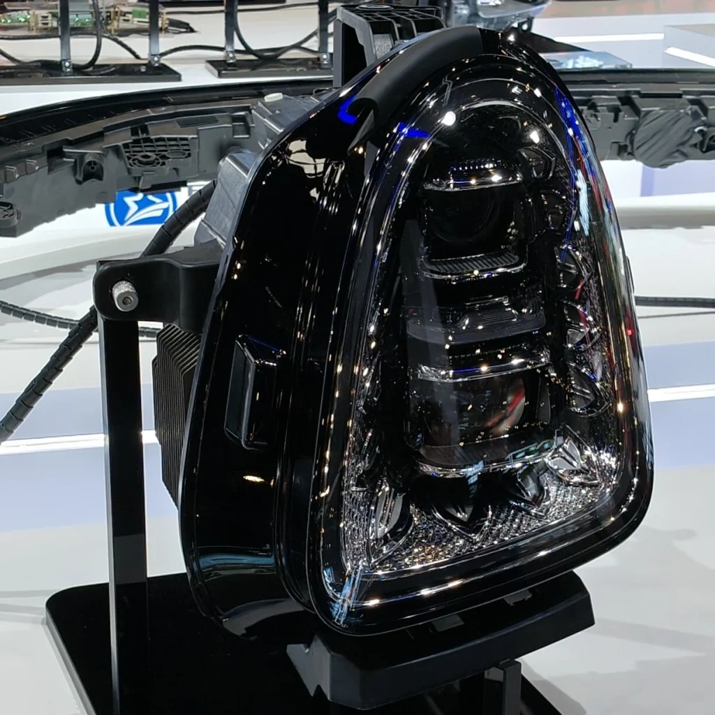 Hongqi Guoya Headlamp 2