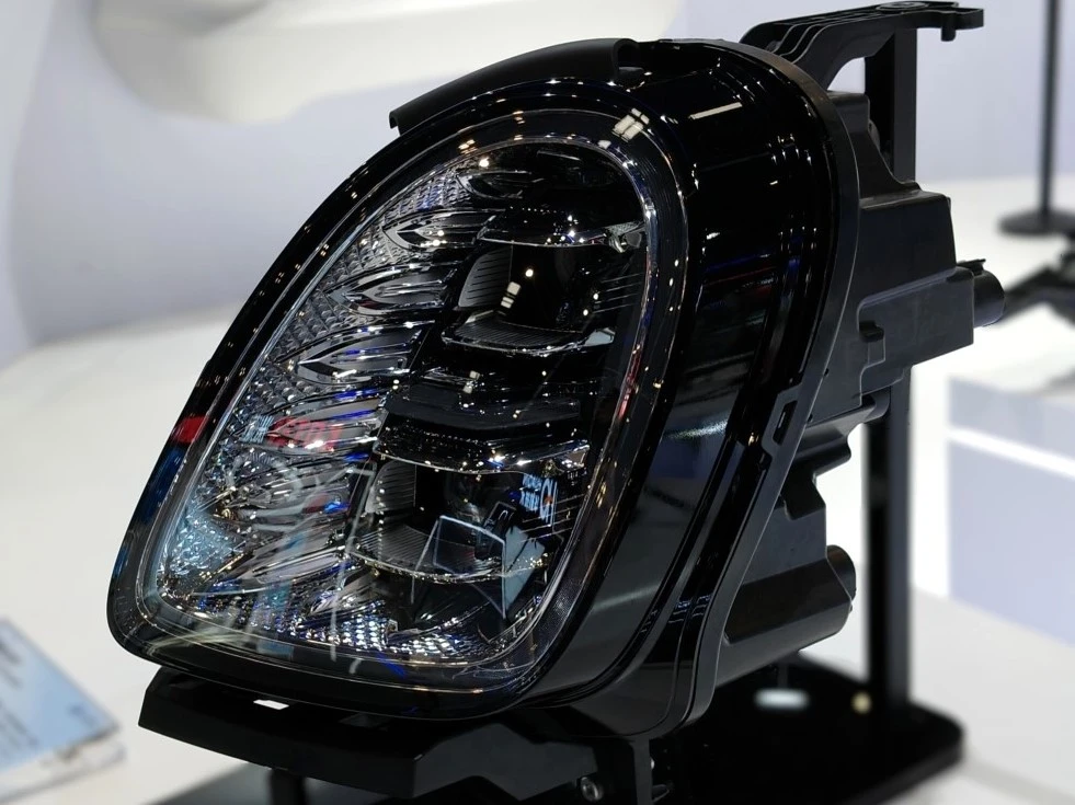 Hongqi Guoya Headlamp