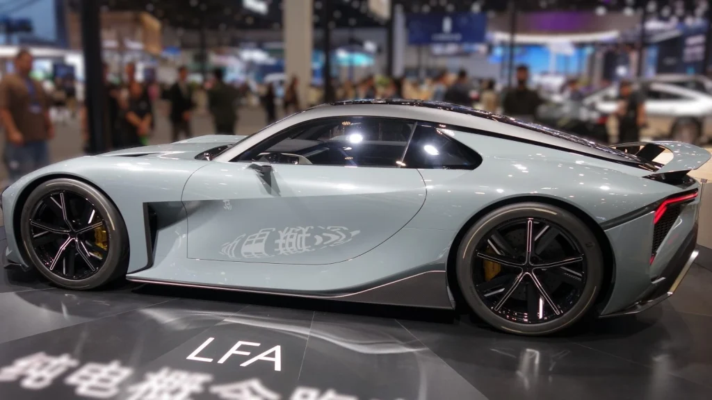 Lexus LFA Concept side