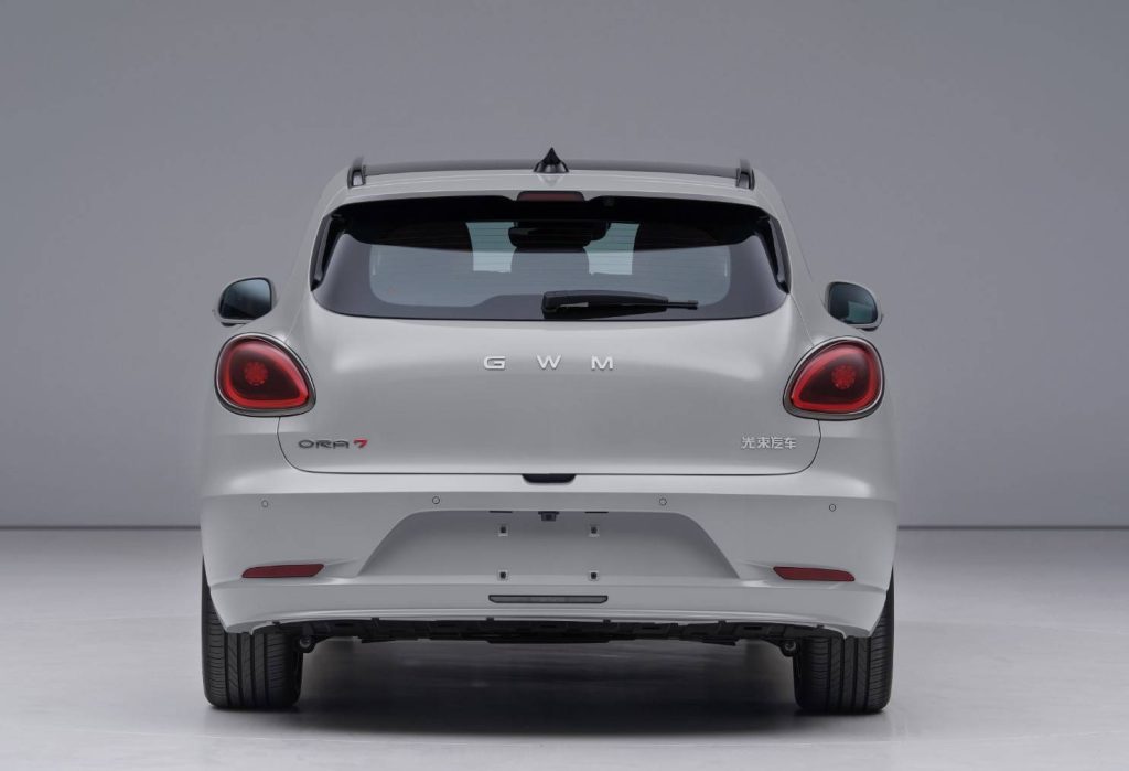 Ora 7 rear