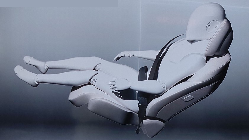 Raise the seatback to the protective position
