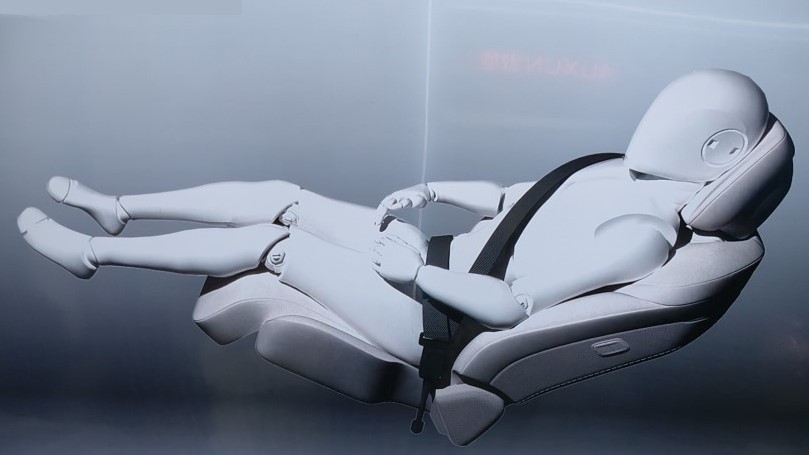 Zero gravity seat status