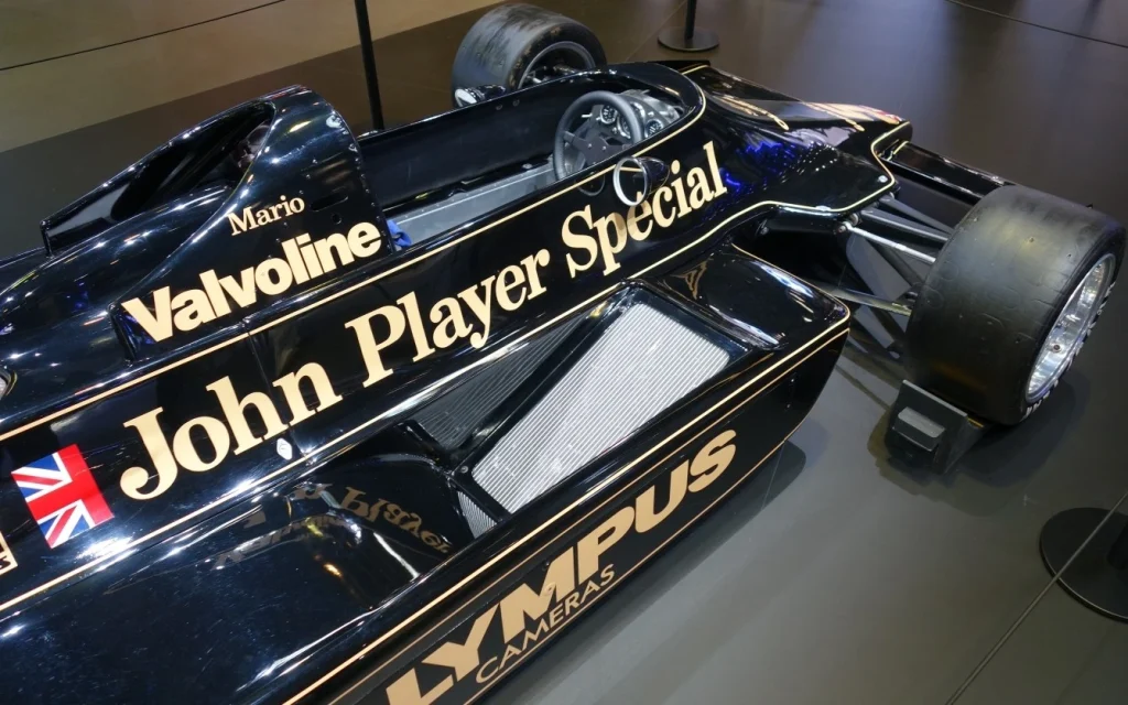 Lotus 79 radiator
