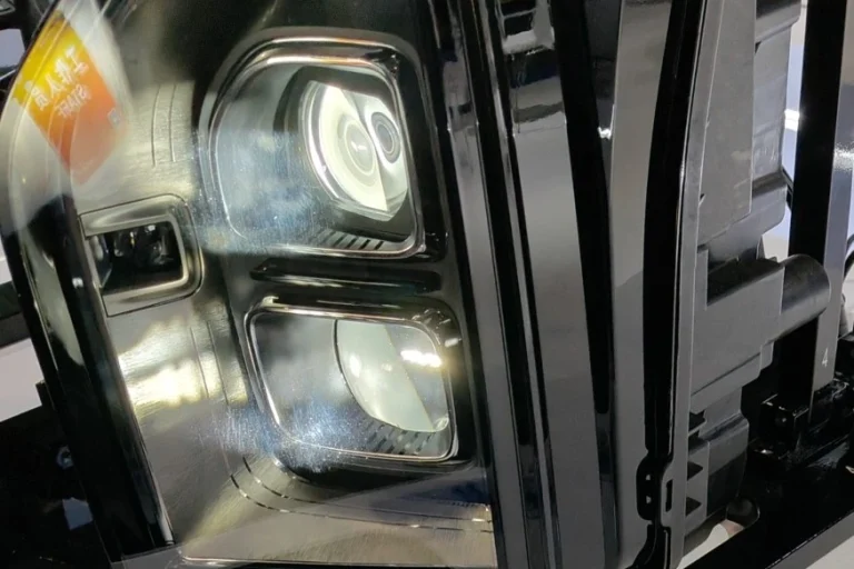 NIO ES8 headlight Projection