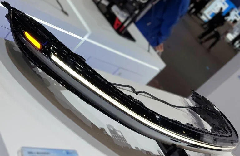 xingyu Li L6 1.8m Lamp
