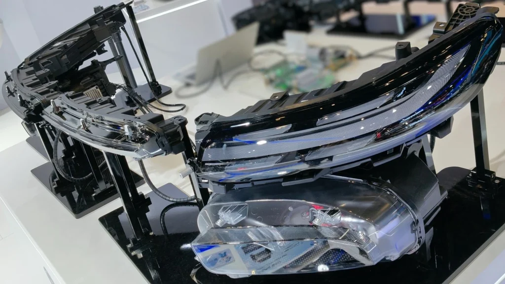 Voyah Titan Headlight