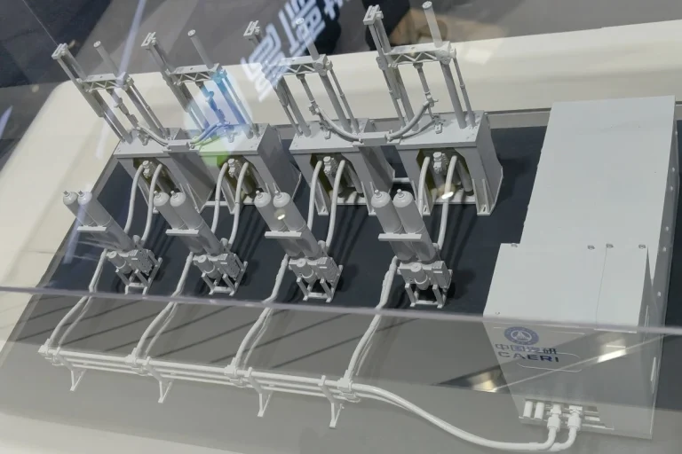 CAERI Fully Active Suspension HIL Test System
