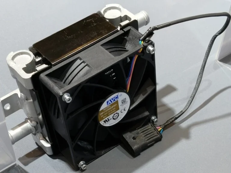 AVIC Xinhang Hydrogen Fuel Intercooler Radiator 2
